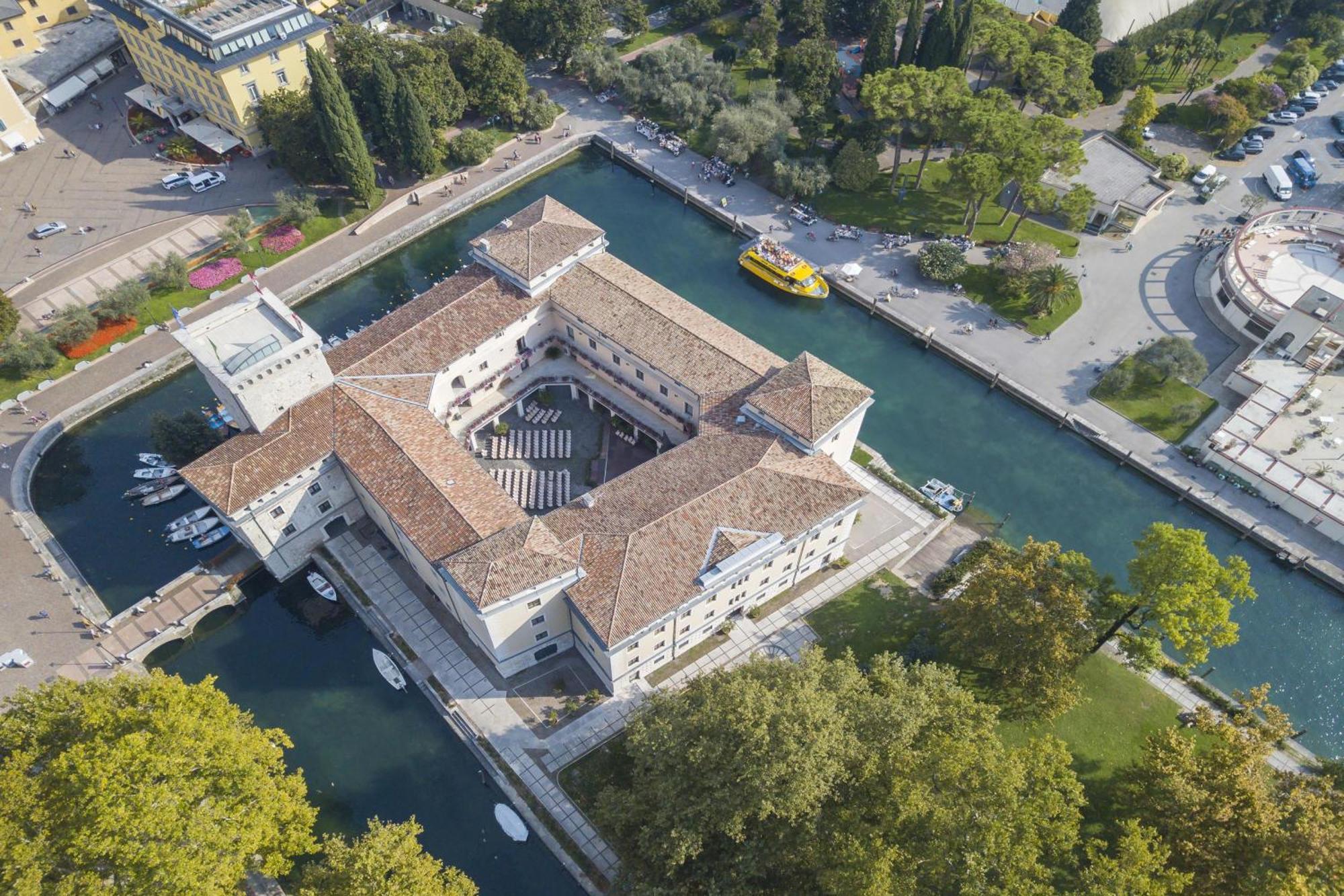 Appartamento Centro Storico Riva - Happy Rentals Eksteriør billede