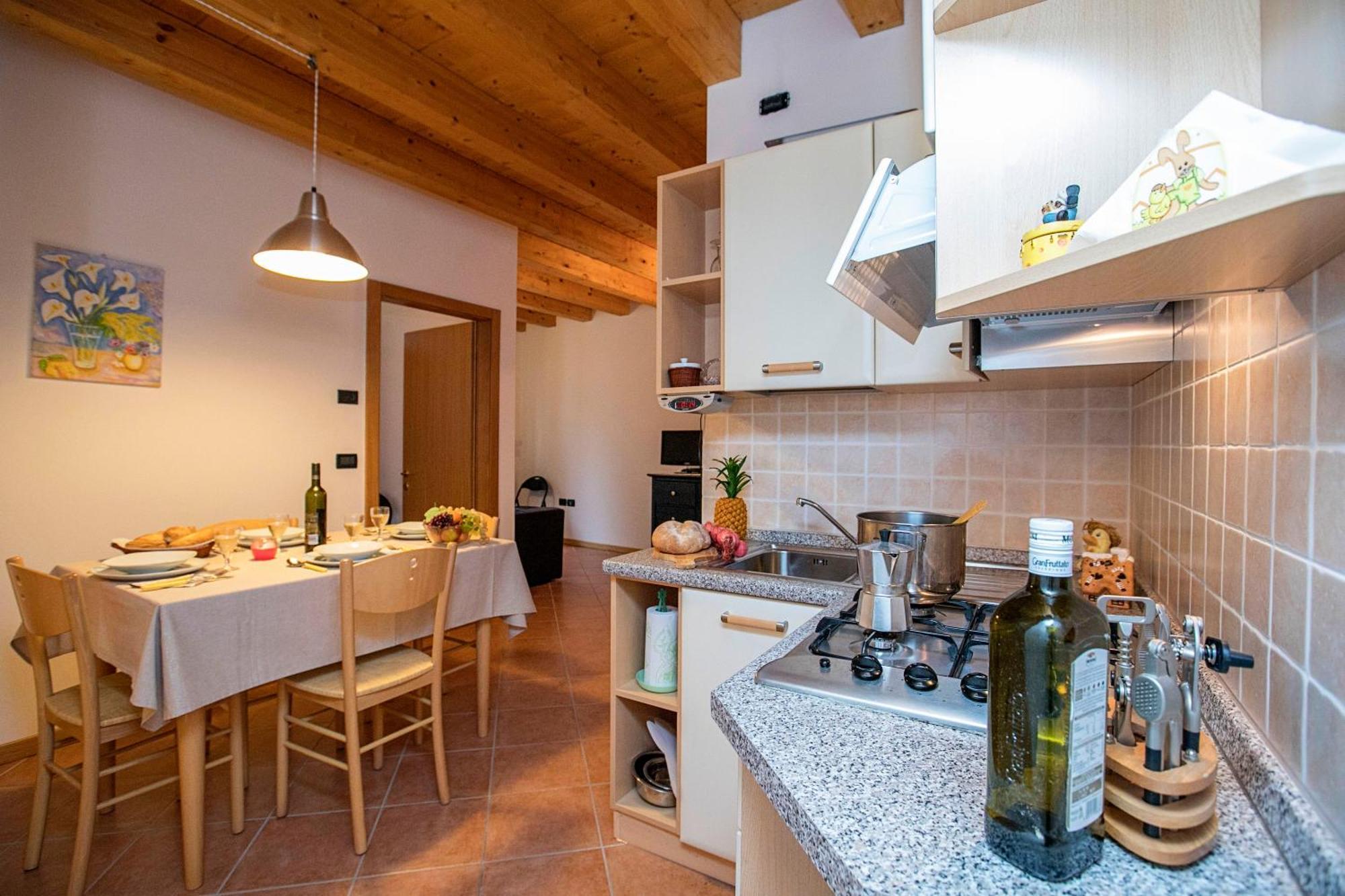 Appartamento Centro Storico Riva - Happy Rentals Eksteriør billede